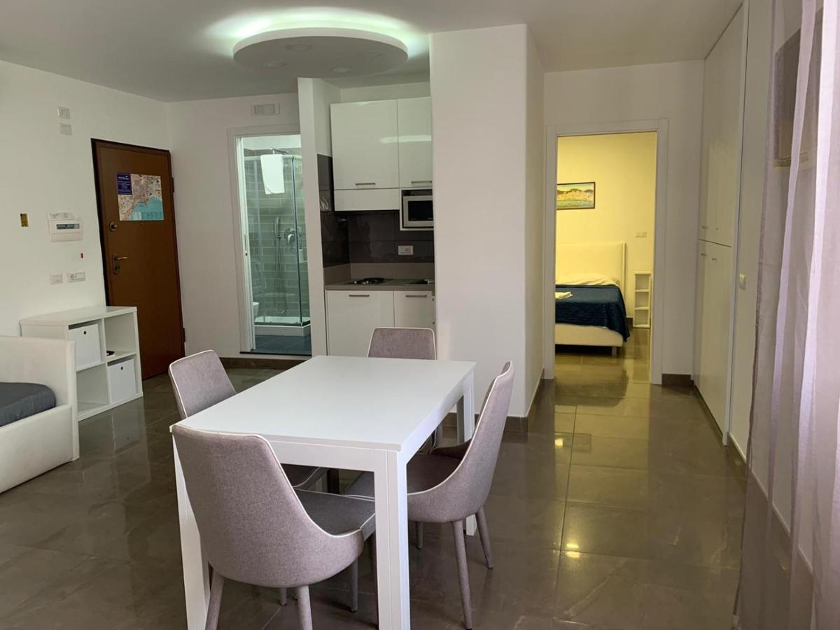 Mondo Suites Apartments Napoli Ngoại thất bức ảnh